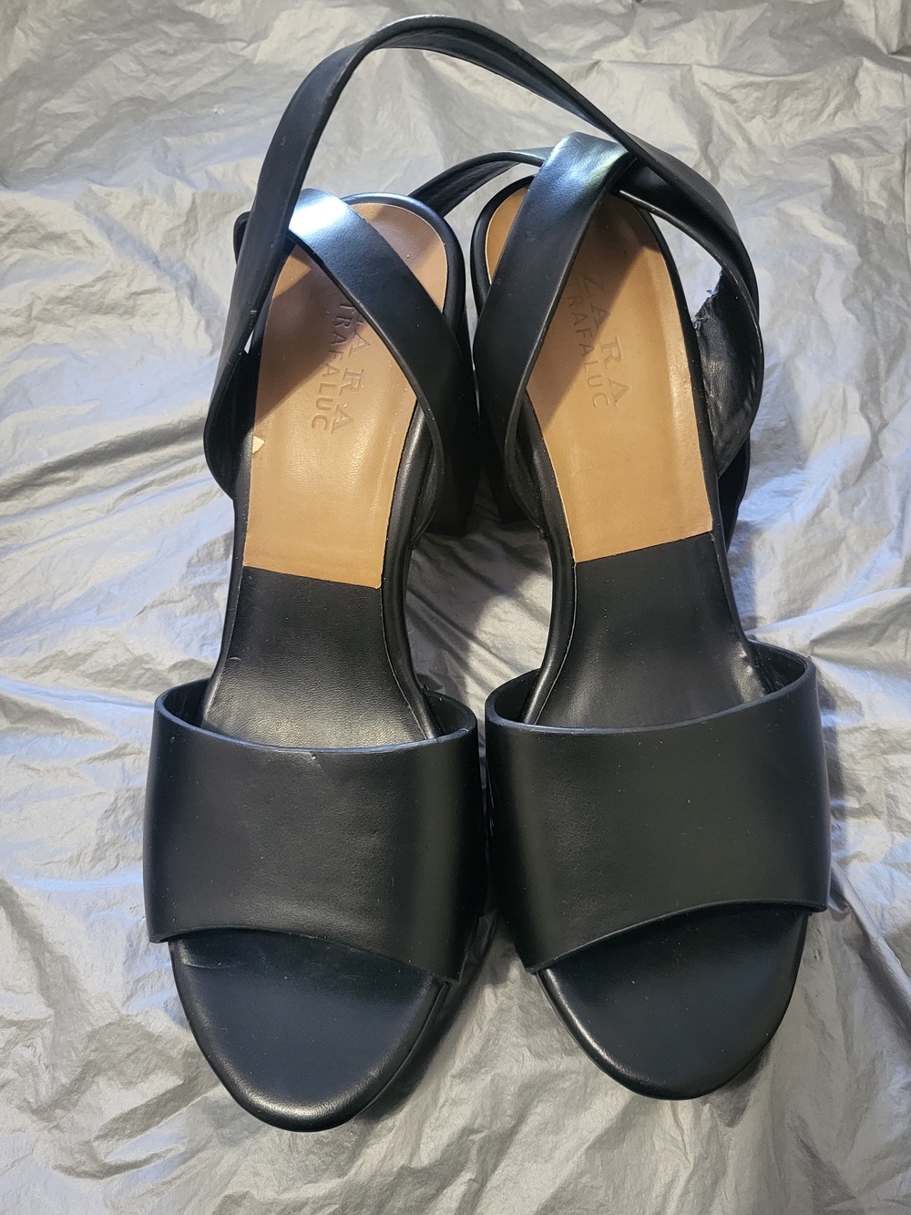 Zara Studded Black Leather Platform Sandals with Chunky Wood Heel - Picture 3 of 13